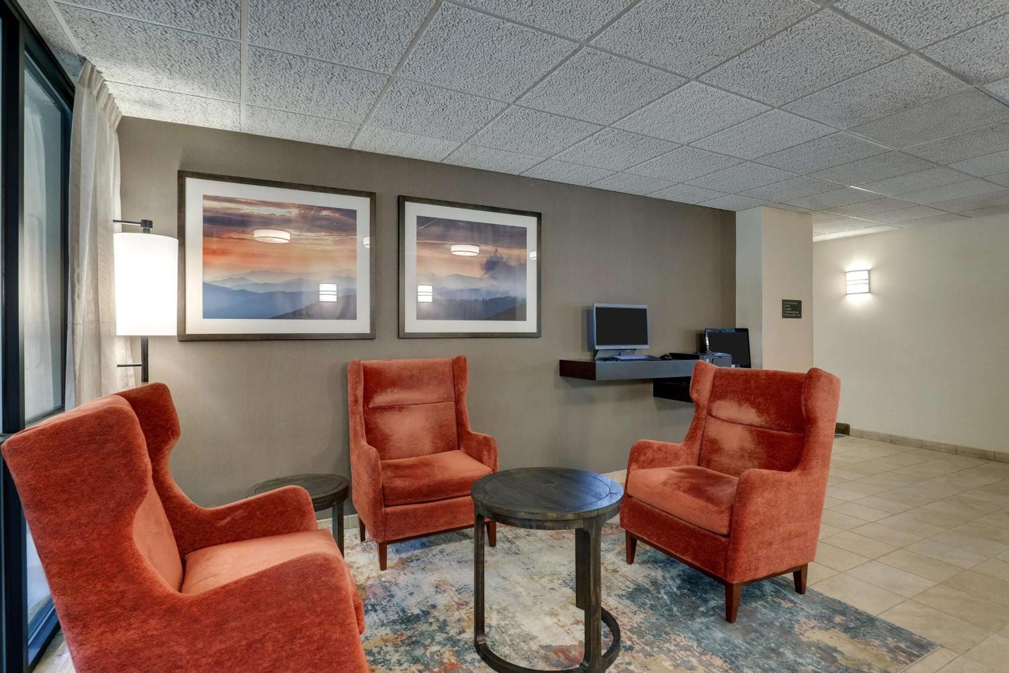 Drury Inn & Suites Charlotte University Place Exterior foto